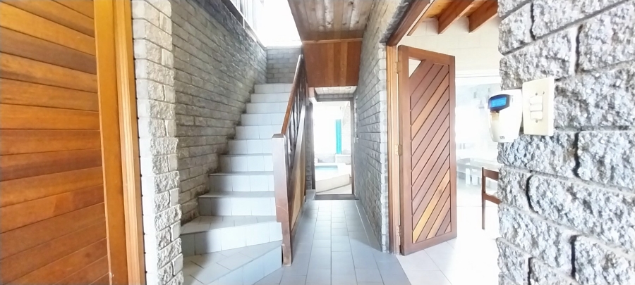 5 Bedroom Property for Sale in Bettys Bay Western Cape